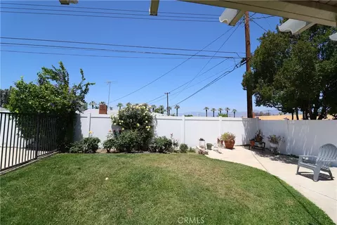 Exterior - 233 Phlox Ave, Redlands, CA 92373 photo 7 of 11