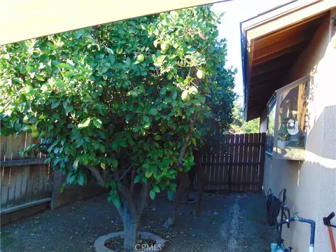 Exterior - 33763 Noreen, Yucaipa, CA 92399 photo 23 of 37