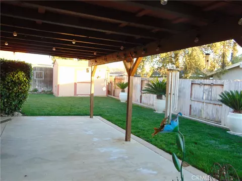 Exterior - 33763 Noreen, Yucaipa, CA 92399 photo 31 of 37