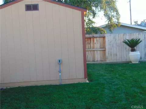 Exterior - 33763 Noreen, Yucaipa, CA 92399 photo 17 of 37