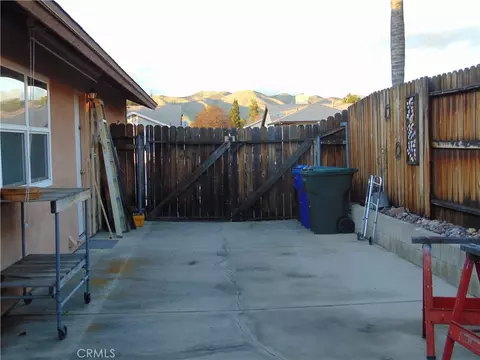 Exterior - 33763 Noreen, Yucaipa, CA 92399 photo 20 of 37