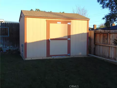 Exterior - 33763 Noreen, Yucaipa, CA 92399 photo 32 of 37