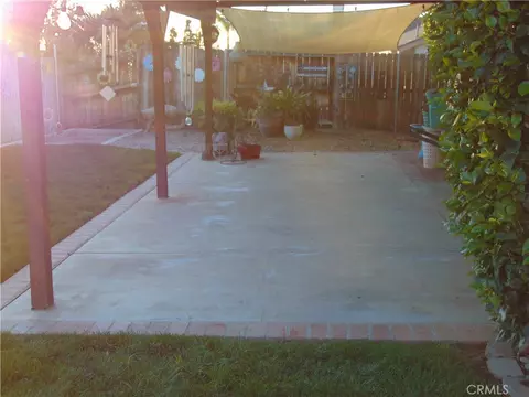 Exterior - 33763 Noreen, Yucaipa, CA 92399 photo 34 of 37