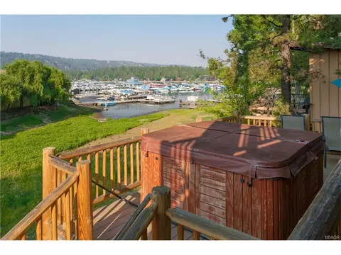 View/Area - 39697 Lake Dr, Big Bear Lake, CA 92315 photo 1 of 2