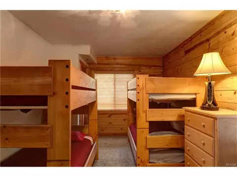 Bedroom - 39697 Lake Dr, Big Bear Lake, CA 92315 photo 7 of 7