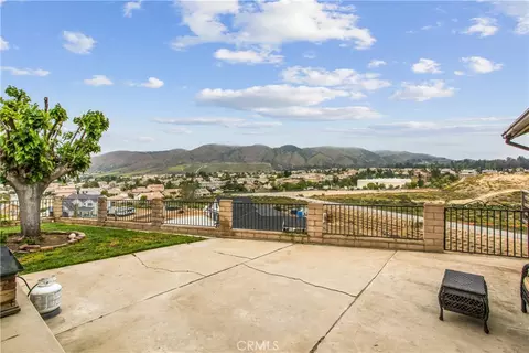 Exterior - 34776 Date Ave, Yucaipa, CA 92399 photo 6 of 12