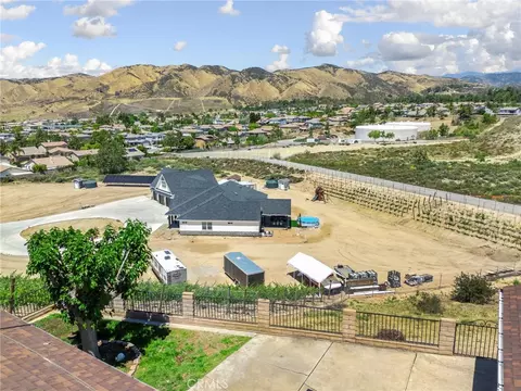 View/Area - 34776 Date Ave, Yucaipa, CA 92399 photo 2 of 7