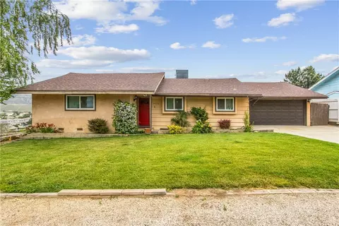 Exterior - 34776 Date Ave, Yucaipa, CA 92399 photo 4 of 12