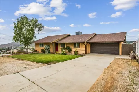 Exterior - 34776 Date Ave, Yucaipa, CA 92399 photo 3 of 12