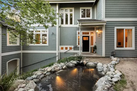 26385 Walnut Hills Dr, Lake Arrowhead, CA 92352