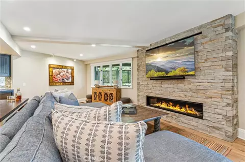 Living - 27720 Hamiltair Dr, Lake Arrowhead, CA 92352 photo 6 of 6