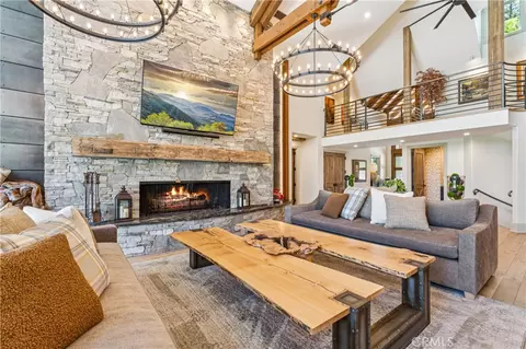 Living - 27720 Hamiltair Dr, Lake Arrowhead, CA 92352 photo 4 of 6