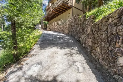 Exterior - 24379 Horst, Crestline, CA 92325 photo 4 of 12