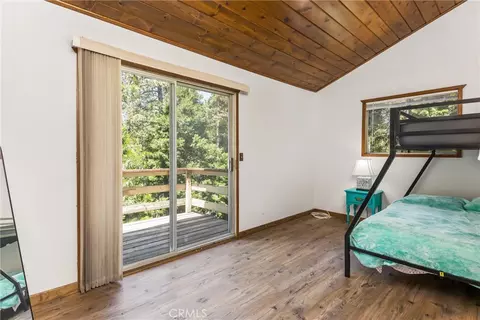 Bedroom - 24379 Horst, Crestline, CA 92325 photo 2 of 5