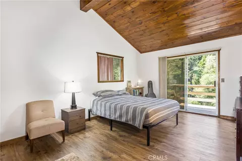 Bedroom - 24379 Horst, Crestline, CA 92325 photo 4 of 5