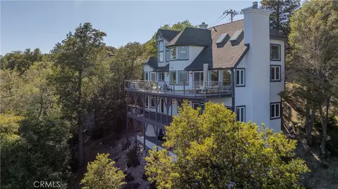 Exterior - 27417 Matterhorn, Lake Arrowhead, CA 92352 photo 5 of 6