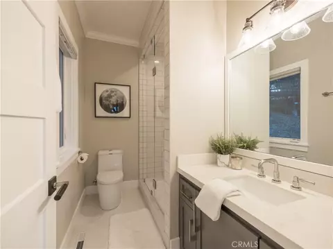 Bath - 27417 Matterhorn, Lake Arrowhead, CA 92352 photo 3 of 5