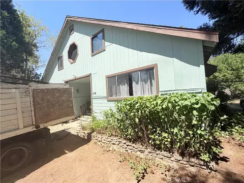 Exterior - 295 Spruce, Crestline, CA 92325 photo 2 of 5