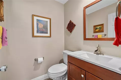 Bath - 33942 Telstar Rd, Yucaipa, CA 92399 photo 1 of 3