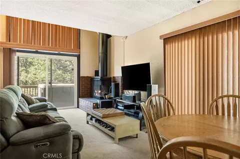 Living - 807 Grass Vly, Lake Arrowhead, CA 92352 photo 1 of 3