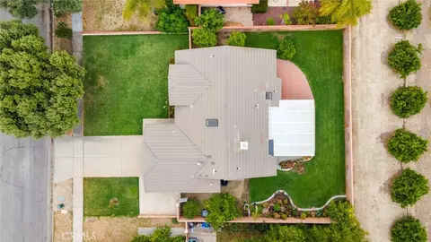 View/Area - 29 Hubbard Ct, Redlands, CA 92374 photo 4 of 8