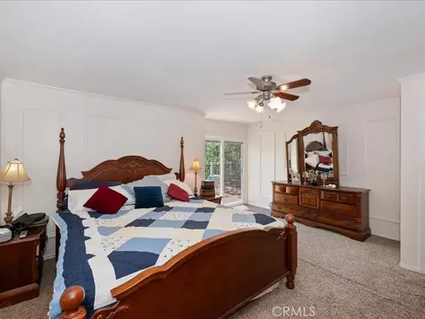Bedroom - 28669 Teton Ln, Lake Arrowhead, CA 92352 photo 10 of 10