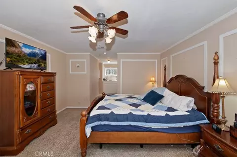 Bedroom - 28669 Teton Ln, Lake Arrowhead, CA 92352 photo 10 of 10