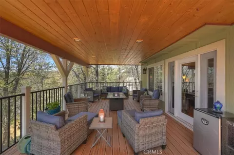 Exterior - 28669 Teton Ln, Lake Arrowhead, CA 92352 photo 5 of 12