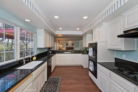 Kitchen - 28669 Teton Ln, Lake Arrowhead, CA 92352 photo 3 of 3