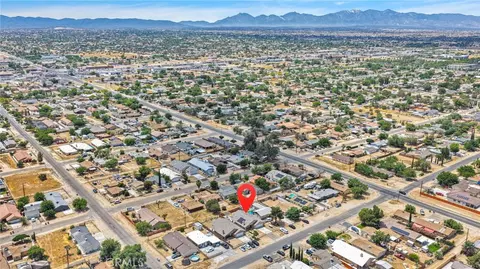 View/Area - 16491 Live Oak, Hesperia, CA 92345 photo 9 of 12