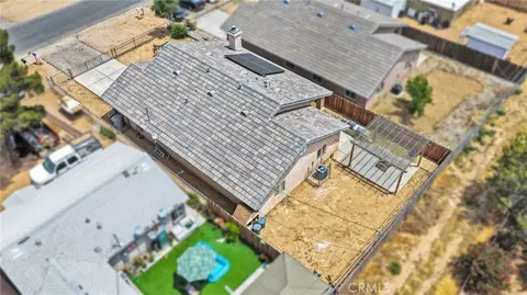 View/Area - 16491 Live Oak, Hesperia, CA 92345 photo 6 of 12