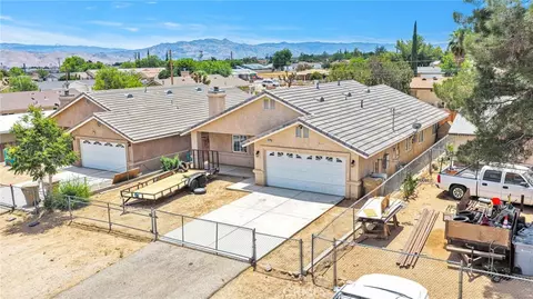 View/Area - 16491 Live Oak, Hesperia, CA 92345 photo 2 of 12