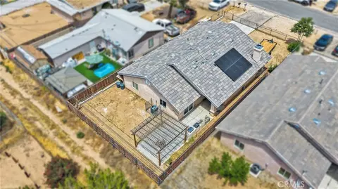 View/Area - 16491 Live Oak, Hesperia, CA 92345 photo 5 of 12