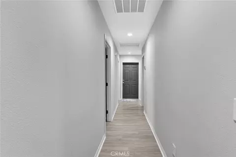 Entry Way - 16491 Live Oak, Hesperia, CA 92345 photo 1 of 1