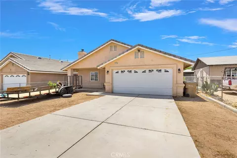 Exterior - 16491 Live Oak, Hesperia, CA 92345 photo 2 of 10