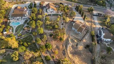 View/Area - 1901 Praed, Riverside, CA 92503 photo 3 of 5