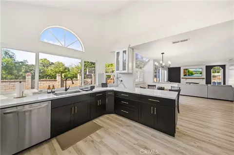 Kitchen - 1901 Praed, Riverside, CA 92503 photo 4 of 4