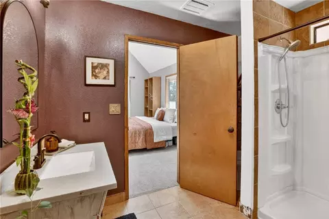 Bath - 336 Lovers, Cedarpines Park, CA 92322 photo 2 of 4