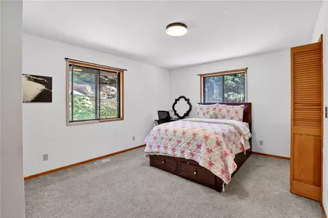 Bedroom - 336 Lovers, Cedarpines Park, CA 92322 photo 6 of 9