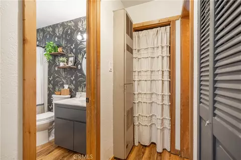 Entry Way - 451 Cedar Ln, Sugarloaf, CA 92386 photo 1 of 1