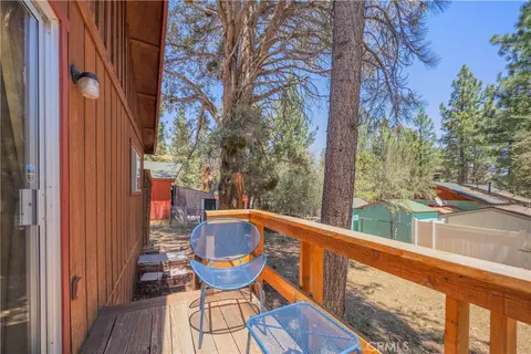 Exterior - 451 Cedar Ln, Sugarloaf, CA 92386 photo 6 of 11