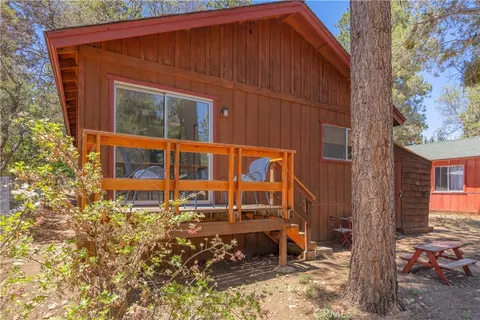 Exterior - 451 Cedar Ln, Sugarloaf, CA 92386 photo 11 of 11