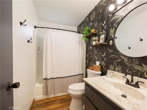 Bath - 451 Cedar Ln, Sugarloaf, CA 92386 photo 1 of 1