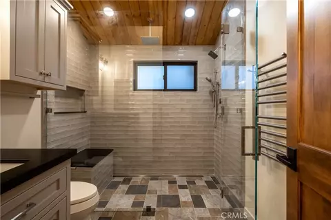 Bath - 42763 Cedar Ave, Big Bear Lake, CA 92315 photo 3 of 3