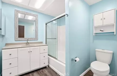 Bath - 801 Yankee Point Way, Oceanside, CA 92058 photo 2 of 2