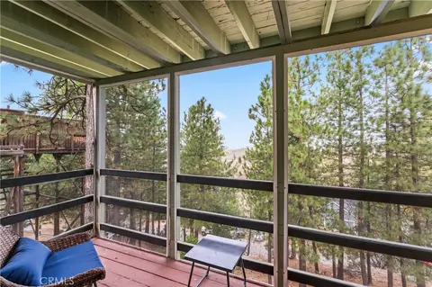 Exterior - 1285 Yukon Dr, Lake Arrowhead, CA 92352 photo 1 of 11