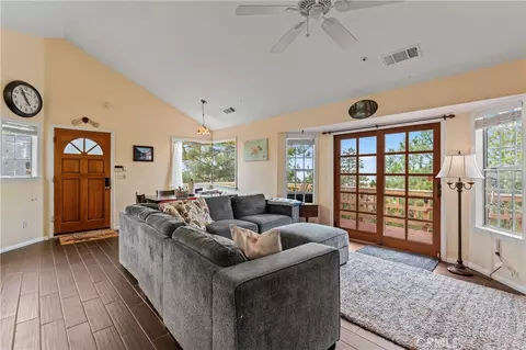 Living - 1285 Yukon Dr, Lake Arrowhead, CA 92352 photo 1 of 3
