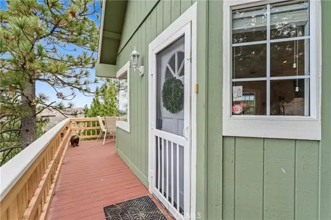 Exterior - 1285 Yukon Dr, Lake Arrowhead, CA 92352 photo 2 of 11