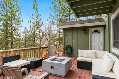Exterior - 1285 Yukon Dr, Lake Arrowhead, CA 92352 photo 6 of 11