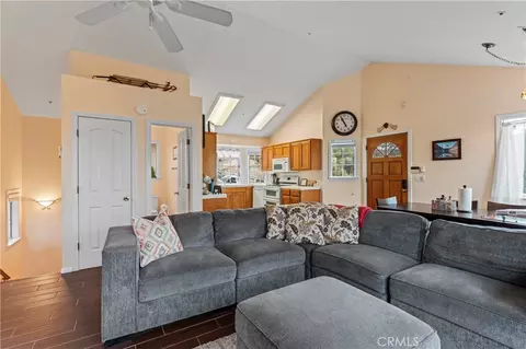 Other - 1285 Yukon Dr, Lake Arrowhead, CA 92352 photo 4 of 8